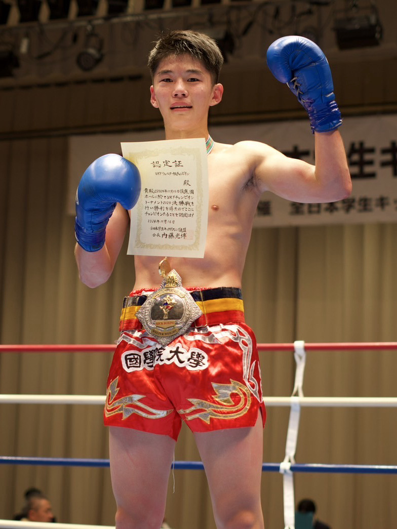 小林 耀